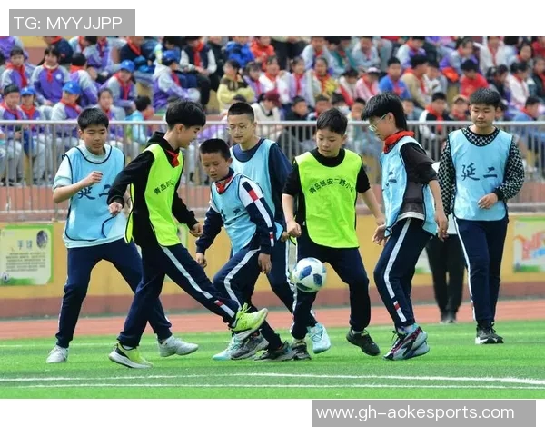 抽球星足球带你体验绿茵激情感受球员养成与竞技双重乐趣 抽球星足球带你体验绿茵激情感受球员养成与竞技双重乐趣